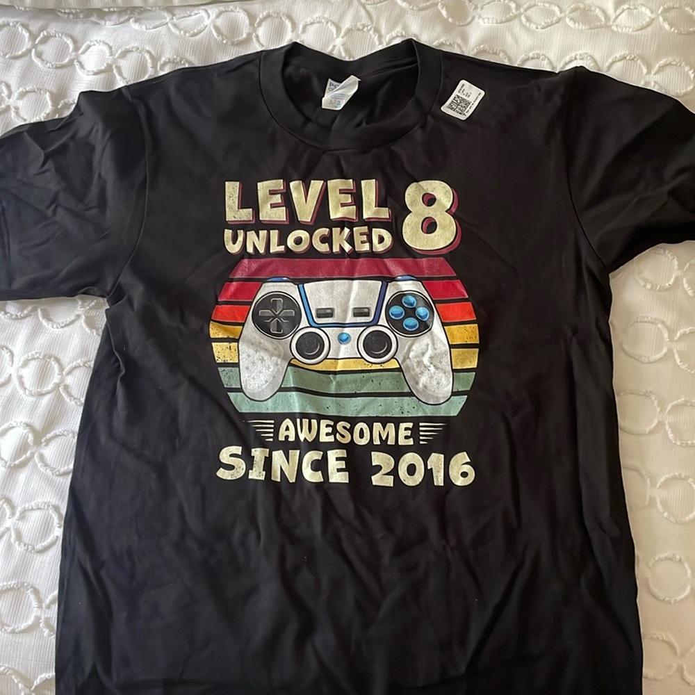 NWT T-shirt